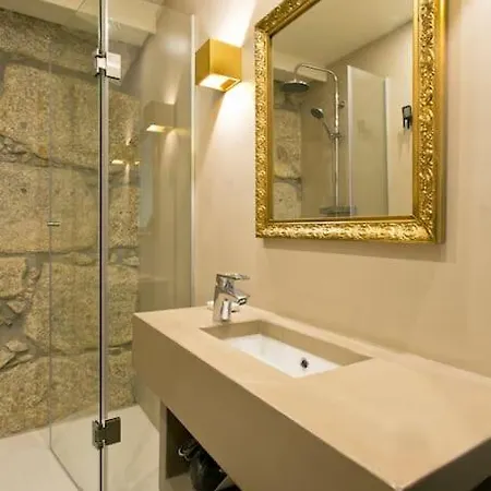 Aposentus - Stylish Downtown Loft * Oporto