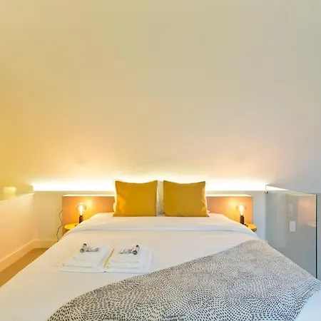 Apartamento Aposentus - Stylish Downtown Loft *