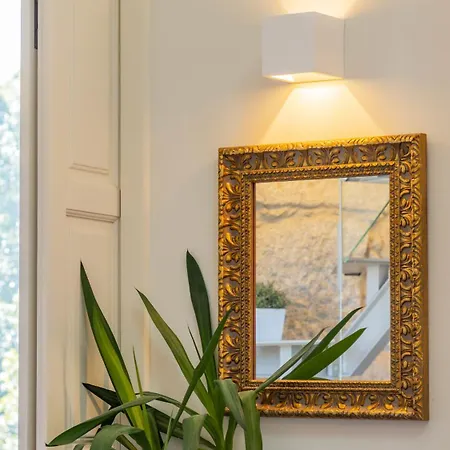Aposentus - Stylish Downtown Loft Lägenhet
